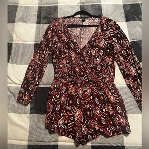 .Perfect for brunch, Vacay and date night!